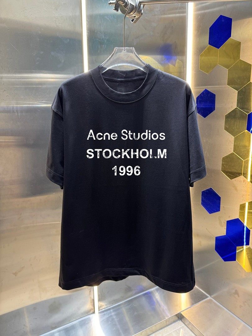 Acne Studios