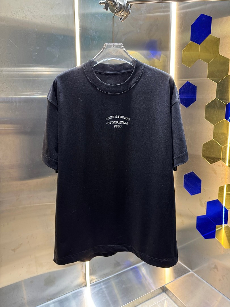 Acne Studios