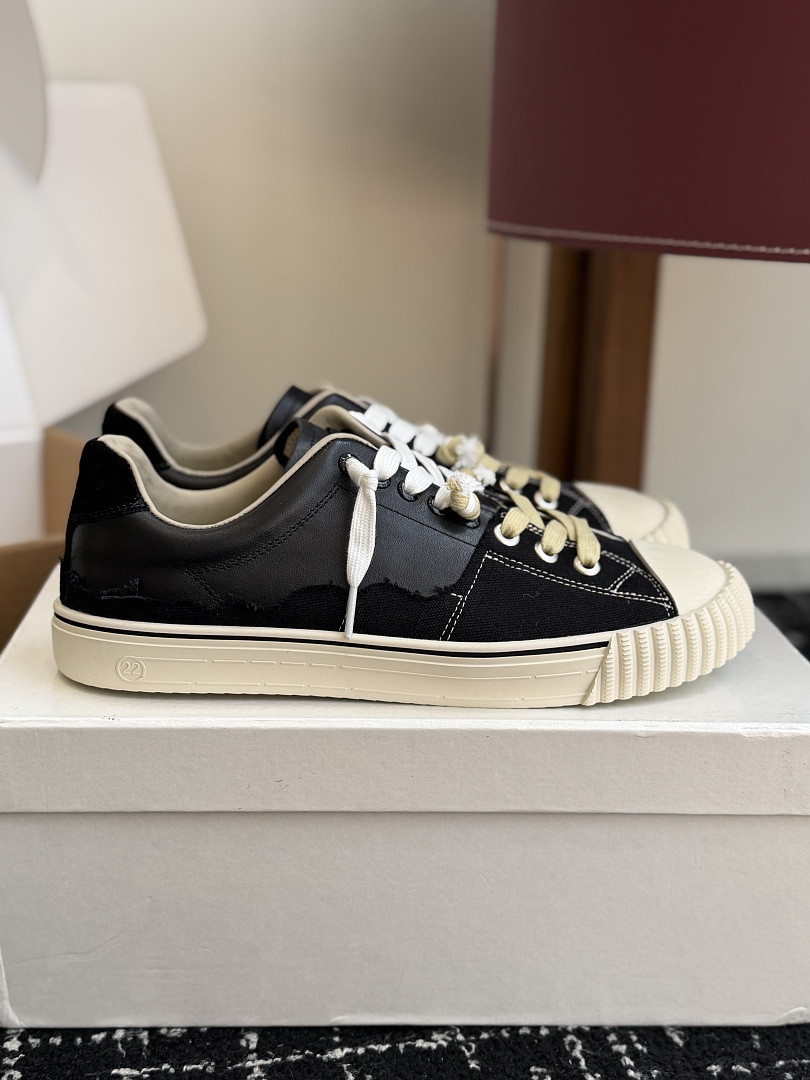 Ma1s0n Marg*e1a SNEAKER