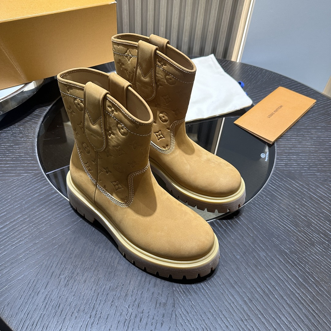 LVT BOOTS