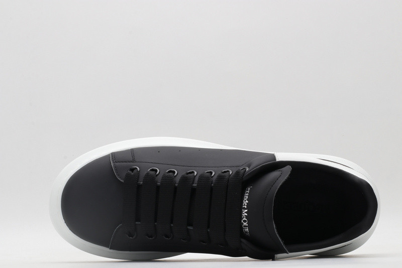 alexer mceen sneakers