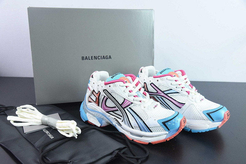 Ba*len*cia*ga runner sneaker