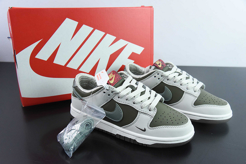 Nike Dunk Low “Year of the Snake” HV5980-231