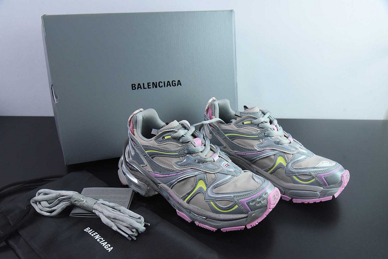 Ba1en*iaga Runner Sneaker