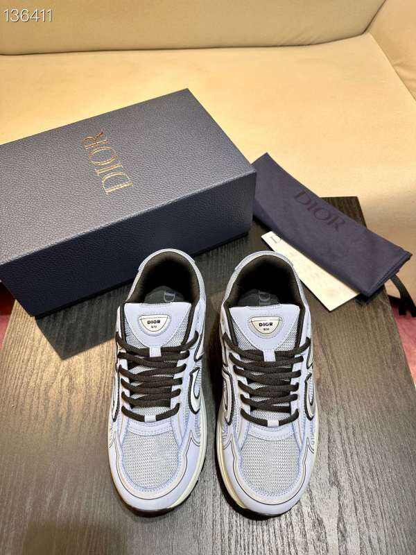 DIO* SNEAKER