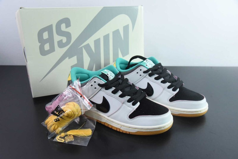 CSEF x Nike SB Dunk Low HJ4132-100