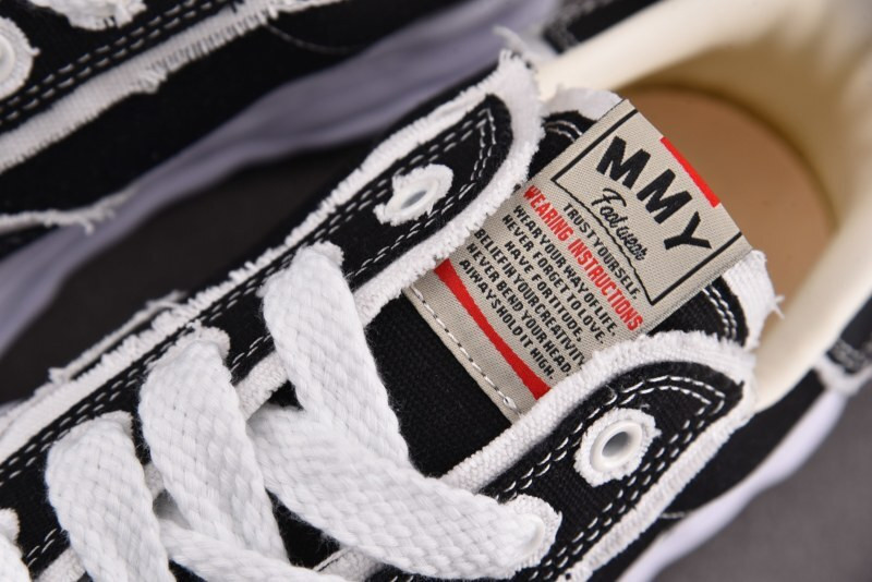 Ma1s0n mihara yasuhiro sneaker
