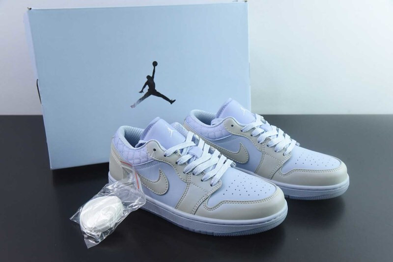 Air Jordan 1 Low "Pearlized" IM5129-010