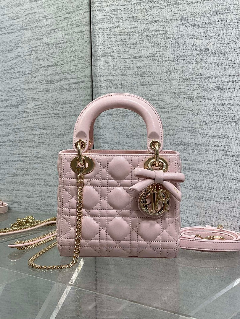 D10r BAG