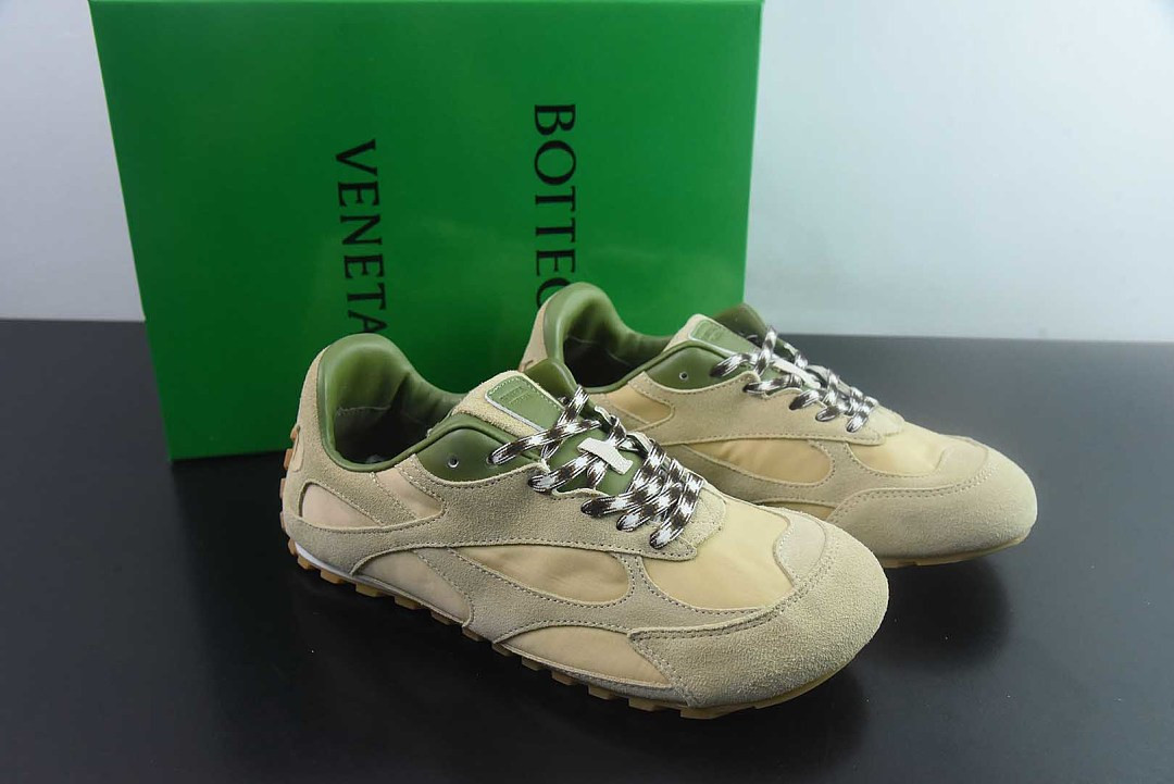B0tt*ga Ven*ta Orbit Sneaker