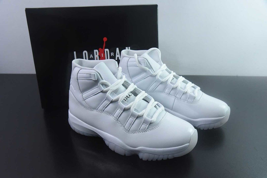 Comme des Garçons Homme Plus x Air Jordan 11 White/Black IV7639-100