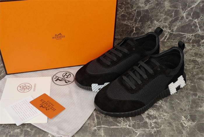 H**mes sneaker