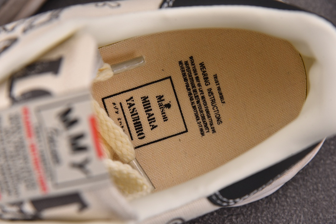 Ma1s0n MIHARA YASUHIRO Sneaker